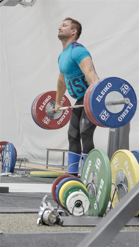rweightlifting is where we discuss the competitive sport of Weightlifting; the Snatch and Clean and Jerk. . R weightlifting